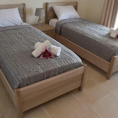 Villa Yiannis *